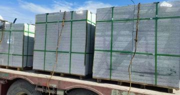 鹤岗 芝麻白花岗岩地铺石装车日常