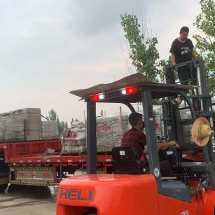 鹤岗 黄金麻冰裂纹，地铺石装车