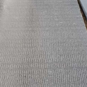 鹤岗 芝麻灰花岗岩斧剁面，刀斩面