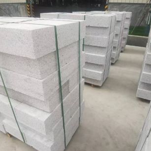 鹤岗 白麻花岗岩路沿石，立缘石，平缘石，路牙石，道牙石，马路牙子等