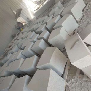 鹤岗 白麻花岗岩异形坐凳