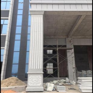 鹤岗 芝麻白光面花岗岩门楼大柱（罗马柱）配雕花底座