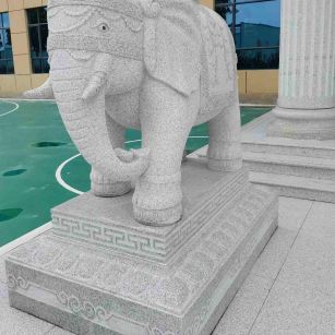 鹤岗 白麻花岗岩动物异形石雕-大象