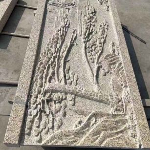 鹤岗 黄金麻雕刻板浮雕迎客松