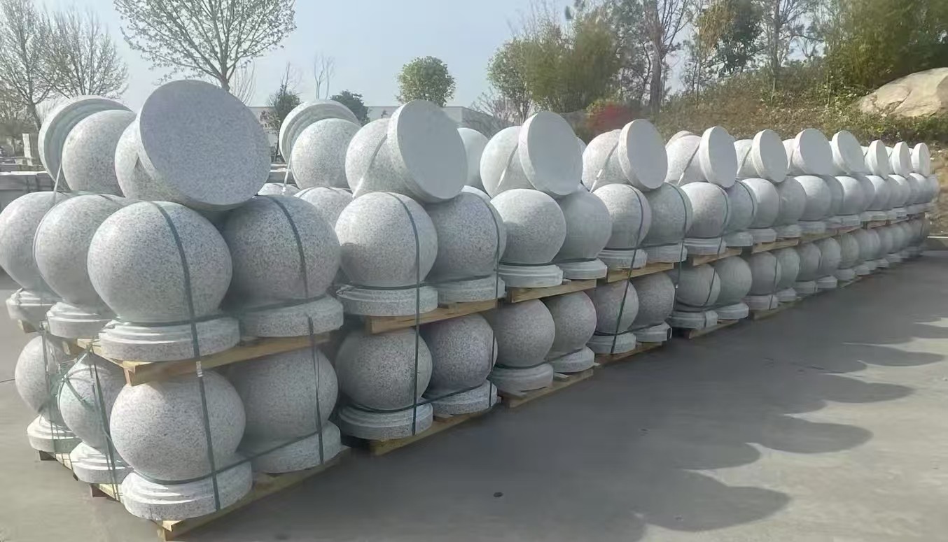 鹤岗 白麻花岗岩石材圆球，石球，挡车球，隔离球，景观石球，风水球等