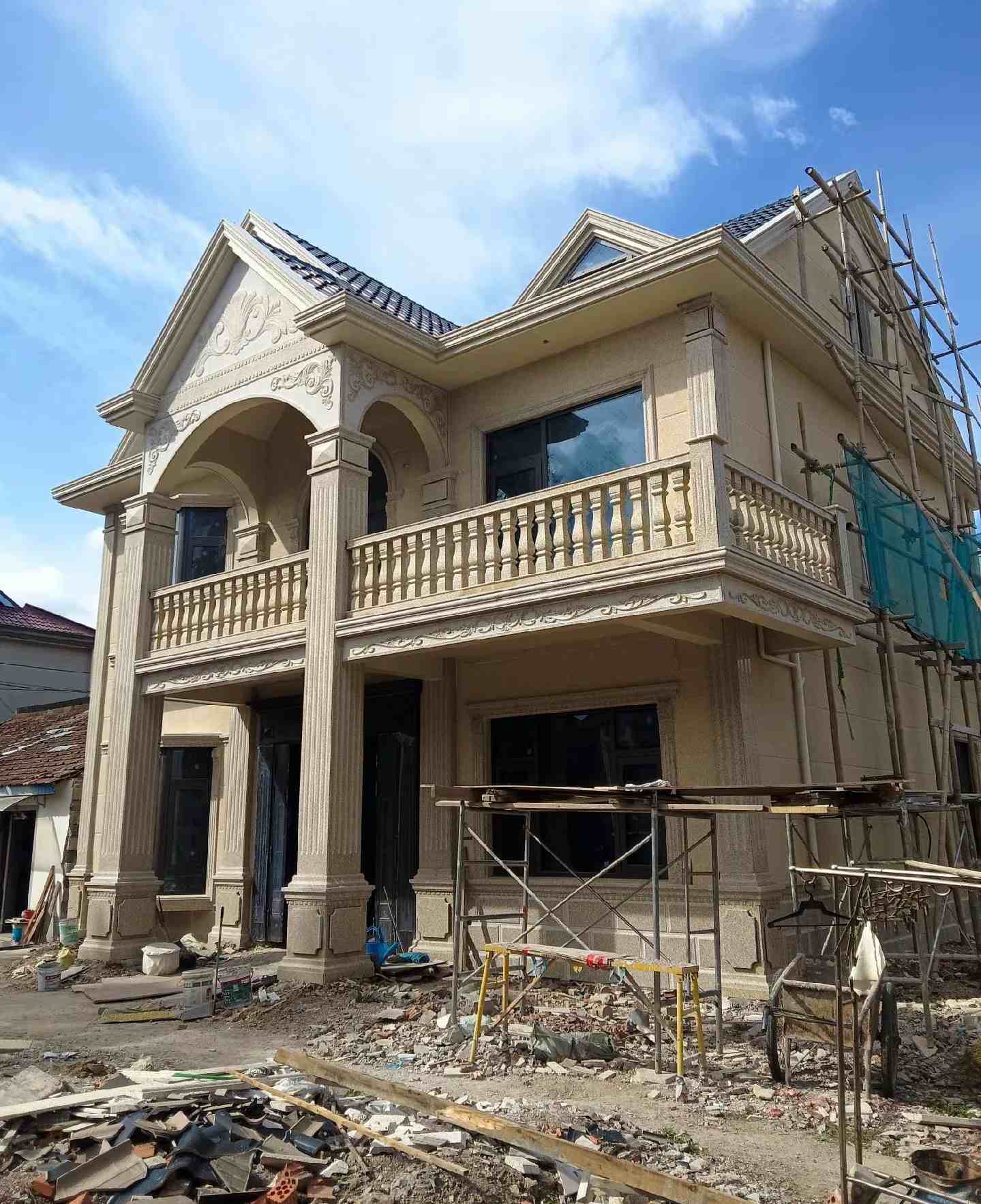 鹤岗 黄金麻花岗岩石材私人别墅雕花门楼柱阳台栏杆