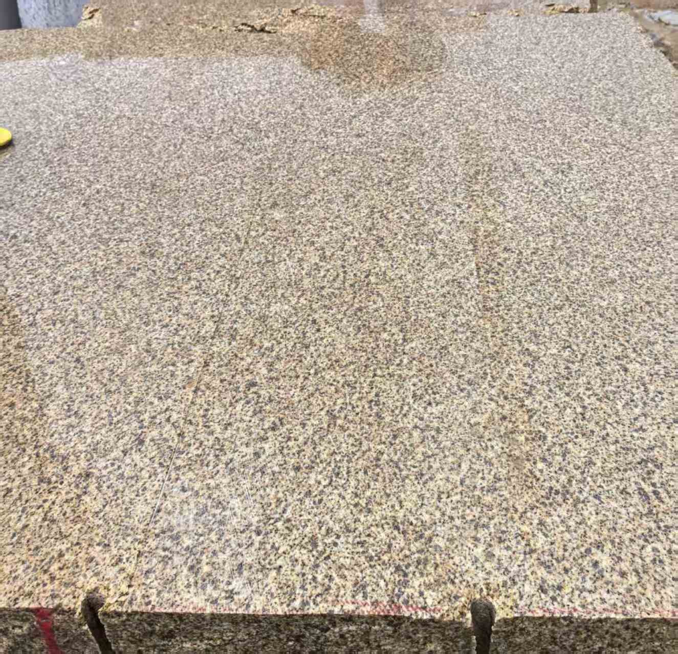 鹤岗 黄金麻花岗岩石材方料