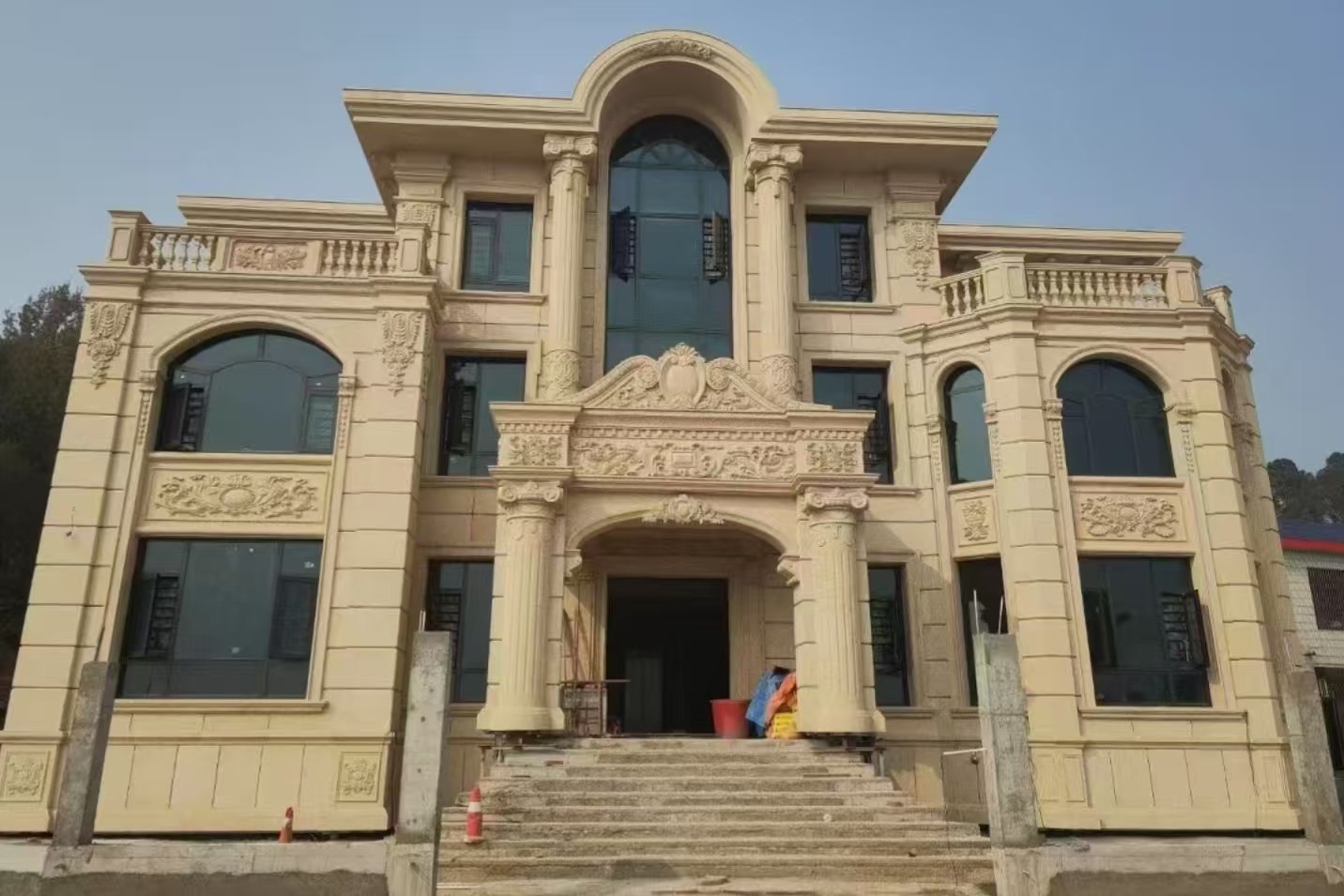 鹤岗 黄金麻花岗岩别墅外墙干挂