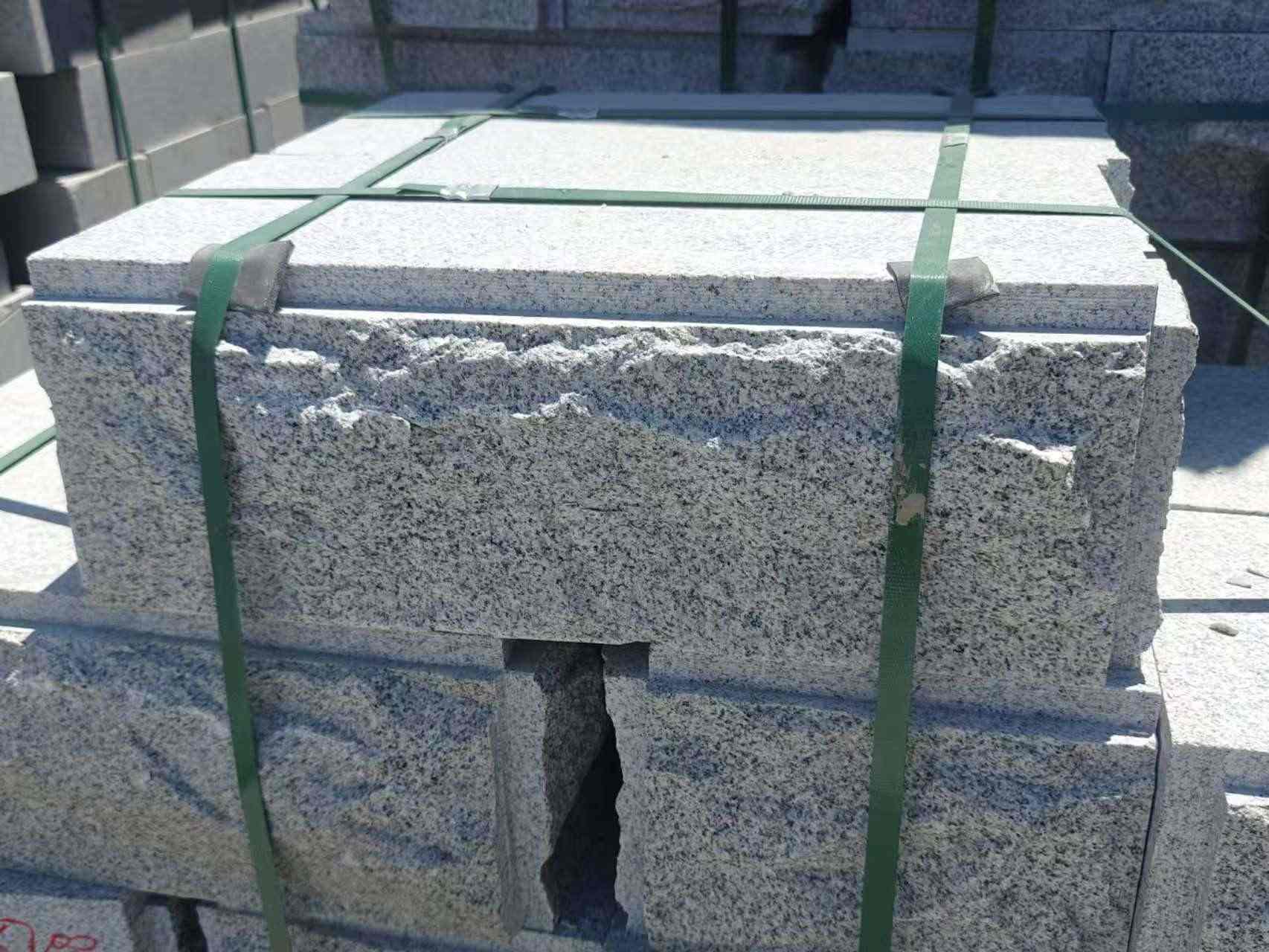 鹤岗 芝麻白花岗岩自然面成品
