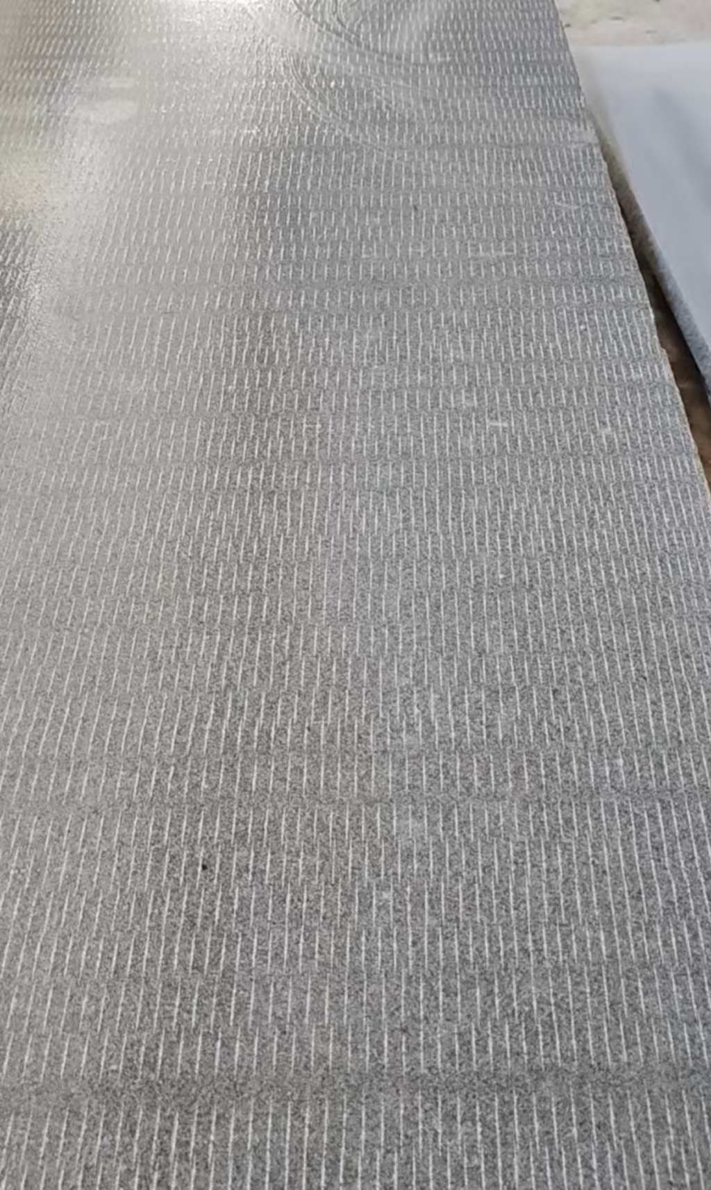 鹤岗 芝麻灰花岗岩斧剁面，刀斩面