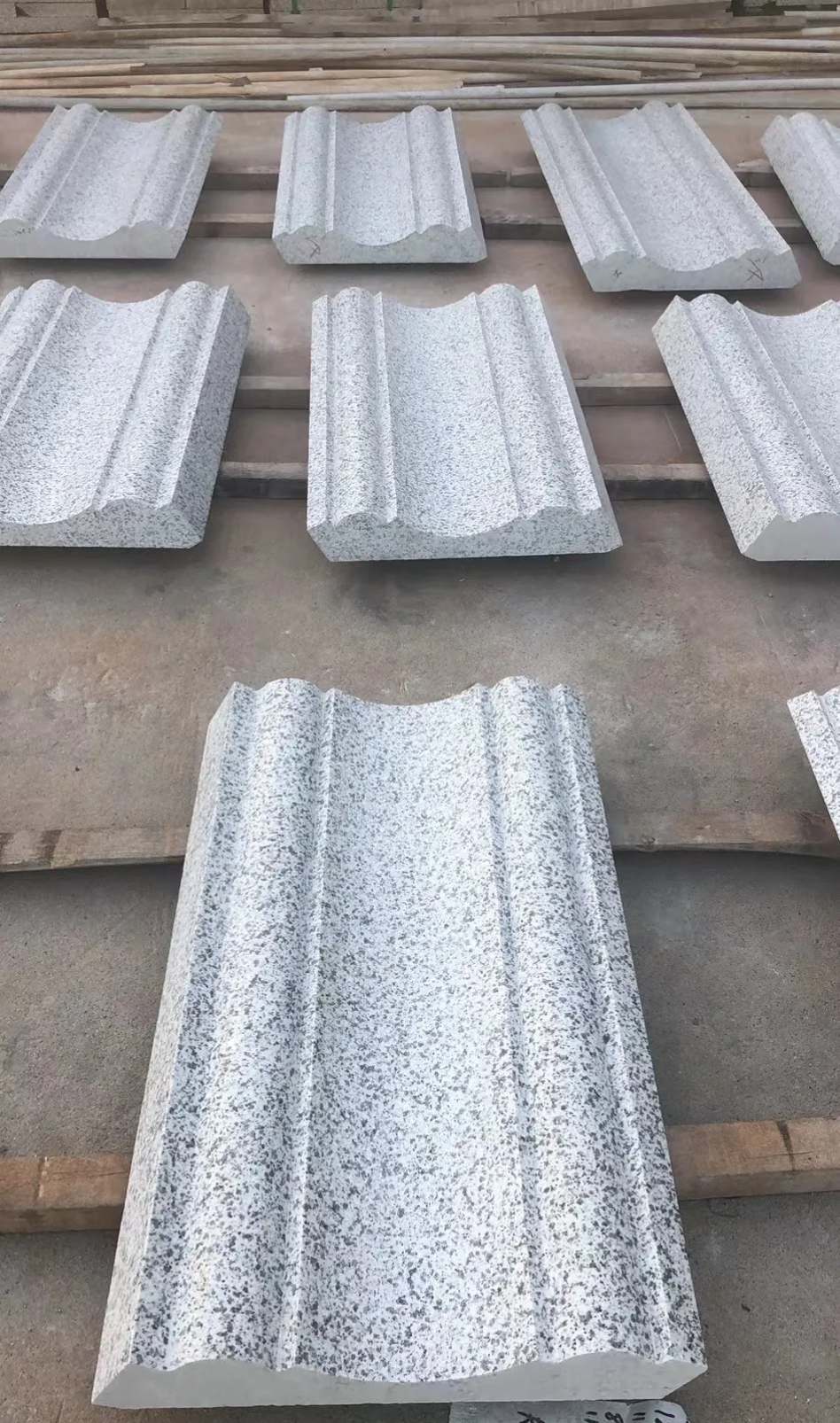 鹤岗 白麻花岗岩光面别墅线条