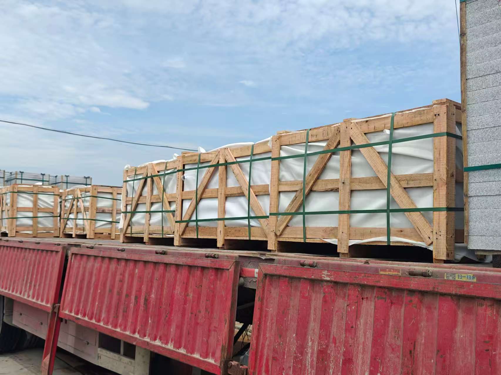 鹤岗 芝麻白花岗岩地铺石出口专车-泰国游